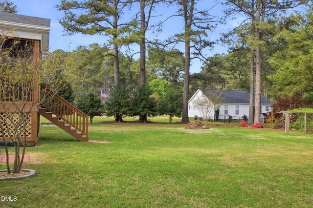 104 Trey Drive, Benson, NC 27504
