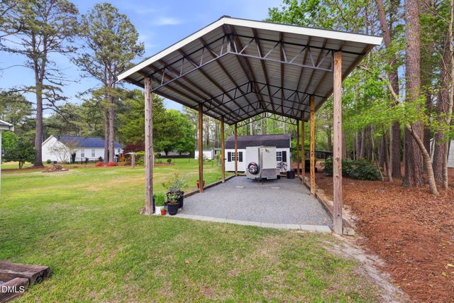 104 Trey Drive, Benson, NC 27504