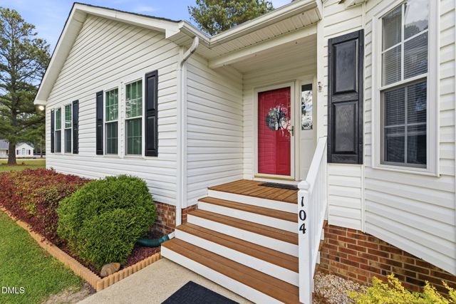 104 Trey Drive, Benson, NC 27504