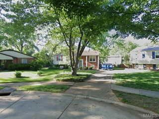 141 Maple Hill Lane, Kirkwood, MO 63122
