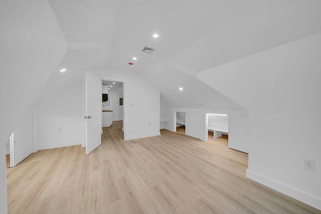 127 Henry Ave 2B, Lynn, MA 01902