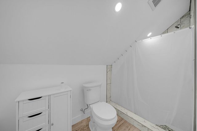 127 Henry Ave 2B, Lynn, MA 01902