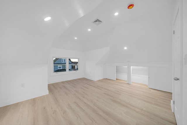 127 Henry Ave 2B, Lynn, MA 01902