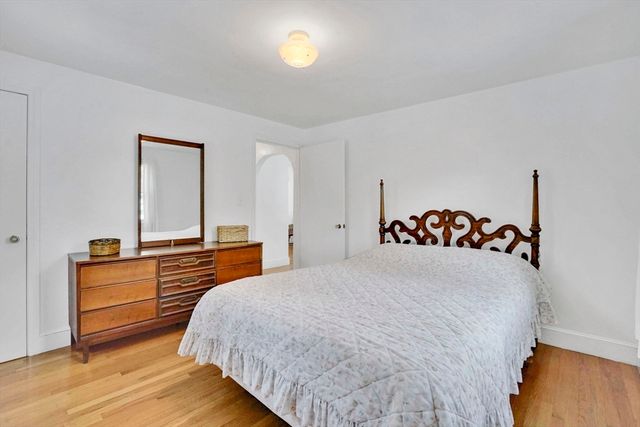 240 Morton St., West Springfield, MA 01089