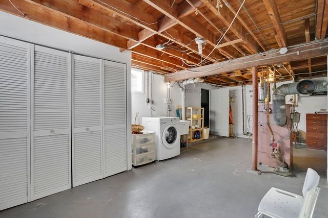 240 Morton St., West Springfield, MA 01089