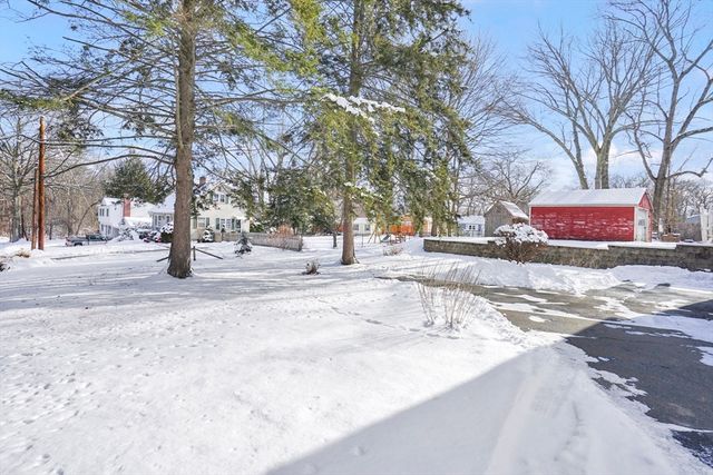 240 Morton St., West Springfield, MA 01089