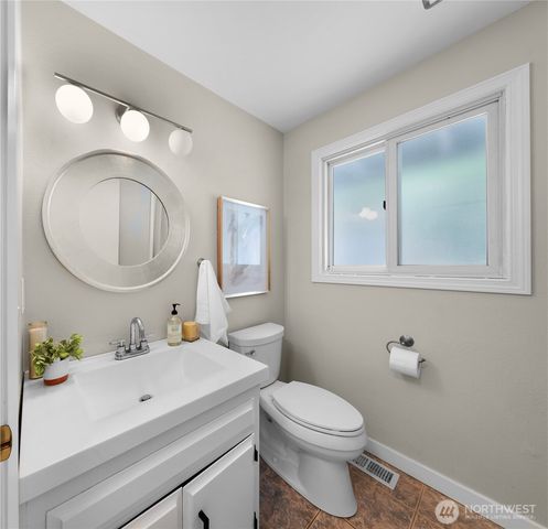 3627 Haynie Road, Blaine, WA 98230