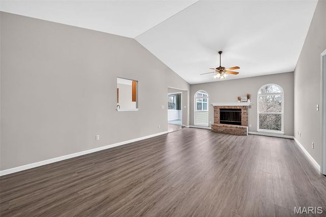 613 Meadowview Court, Warrenton, MO 63383