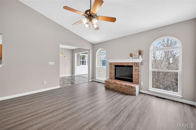 613 Meadowview Court, Warrenton, MO 63383