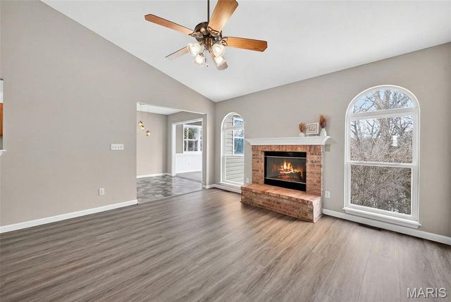 613 Meadowview Court, Warrenton, MO 63383