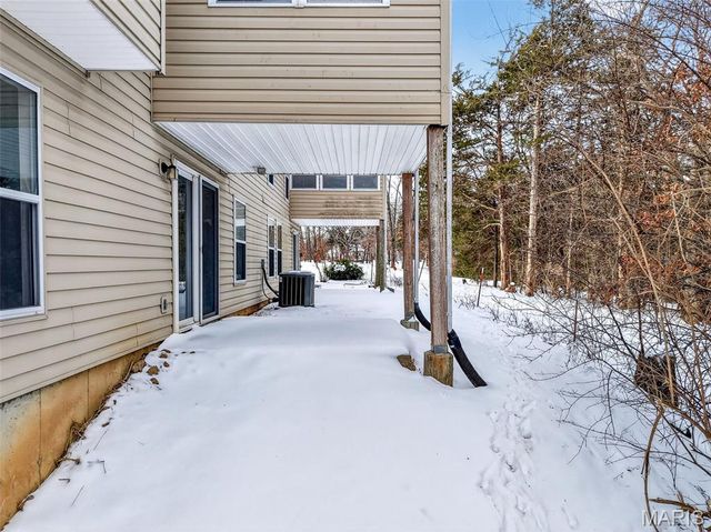 613 Meadowview Court, Warrenton, MO 63383