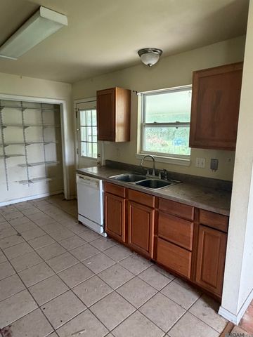 18119 Davie Drive, Ponchatoula, LA 70454