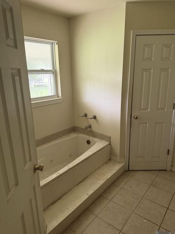 18119 Davie Drive, Ponchatoula, LA 70454
