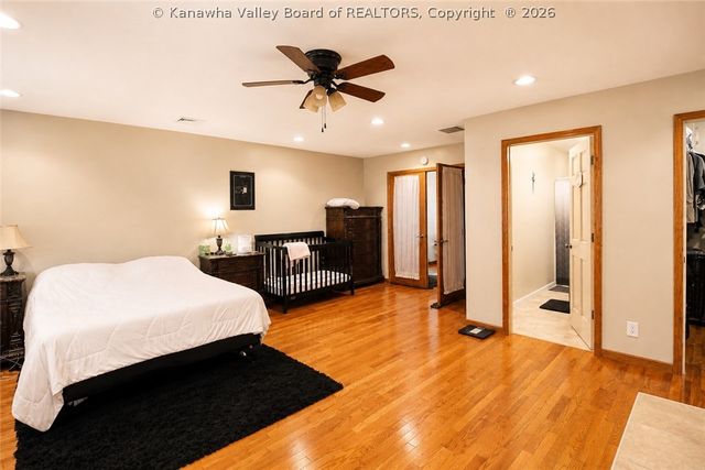 628 Cross Lanes Drive, Nitro, WV 25143