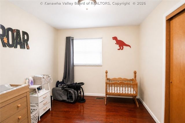 628 Cross Lanes Drive, Nitro, WV 25143
