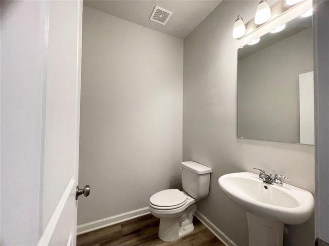 305 Green Love Lane, Grayson, GA 30017