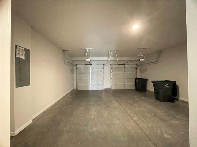 305 Green Love Lane, Grayson, GA 30017