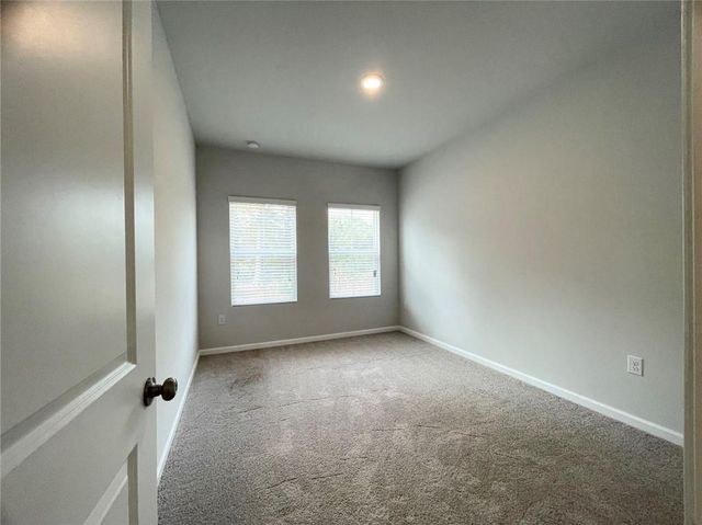 305 Green Love Lane, Grayson, GA 30017