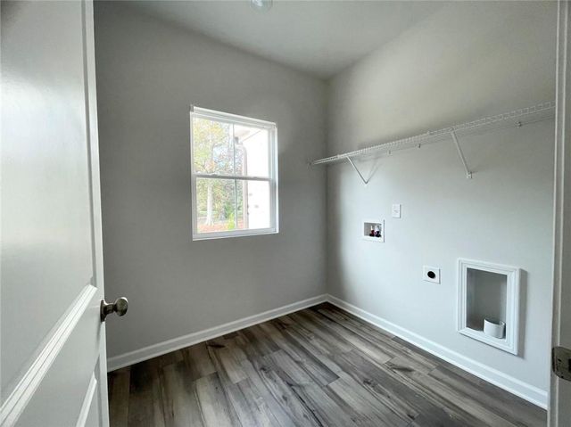 305 Green Love Lane, Grayson, GA 30017