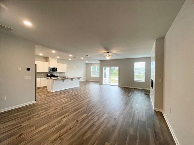 305 Green Love Lane, Grayson, GA 30017