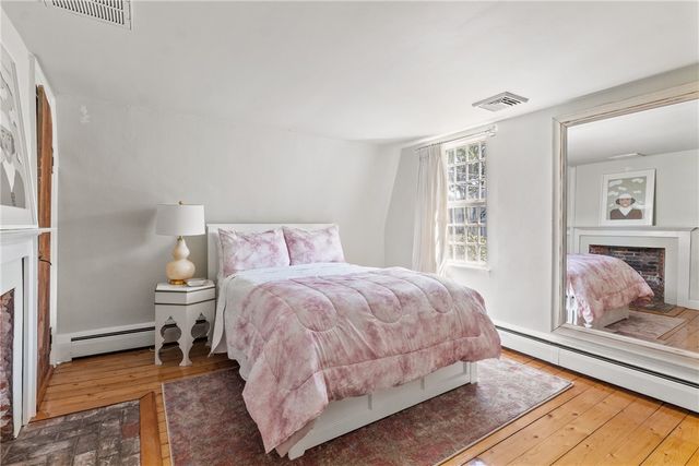 35 Second Street, Newport, RI 02840