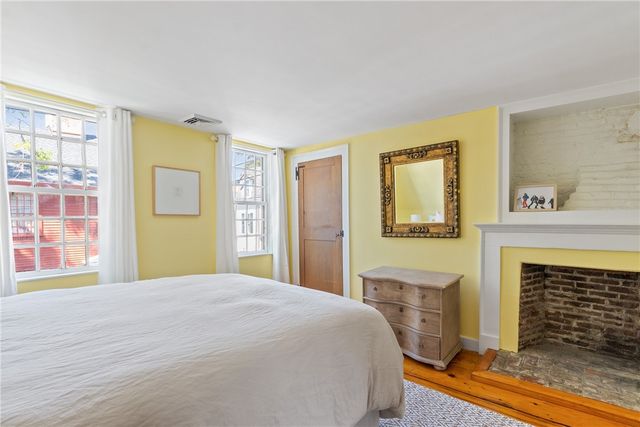 35 Second Street, Newport, RI 02840