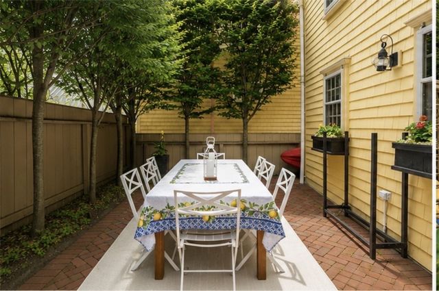 35 Second Street, Newport, RI 02840