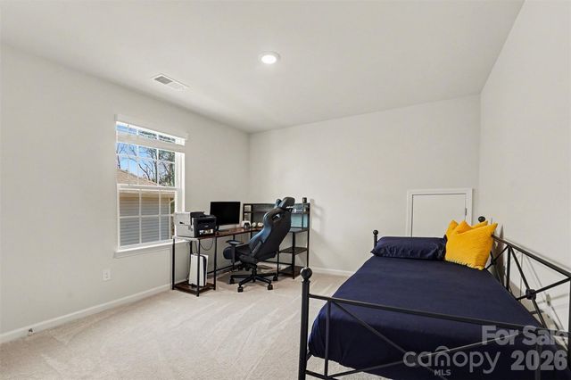 210 Eden Avenue, Mooresville, NC 28115