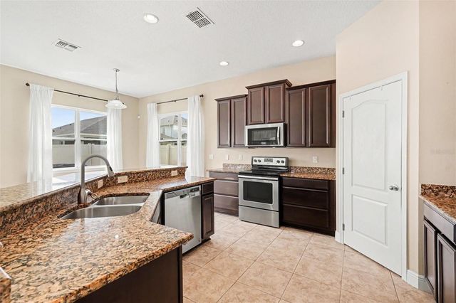 7614 ATWOOD DRIVE, Wesley Chapel, FL 33545
