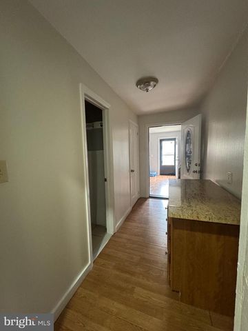 150 S OLDEN AVE, Trenton, NJ 08609