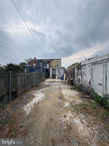 150 S OLDEN AVE, Trenton, NJ 08609