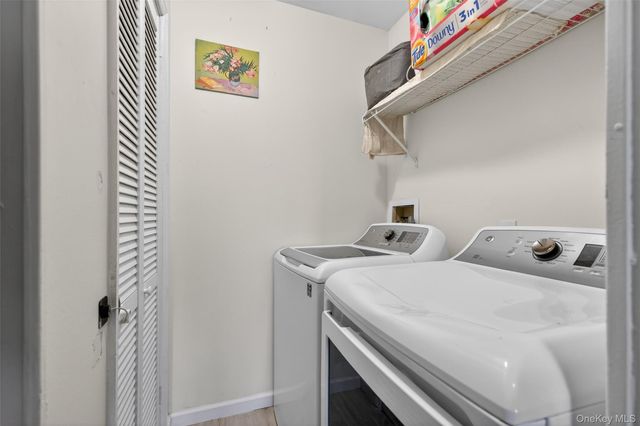 276 Temple Hill Road 2414, New Windsor, NY 12553