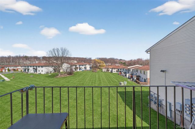 276 Temple Hill Road 2414, New Windsor, NY 12553