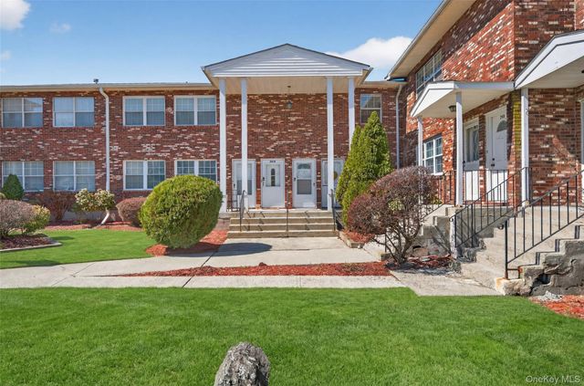 276 Temple Hill Road 2414, New Windsor, NY 12553