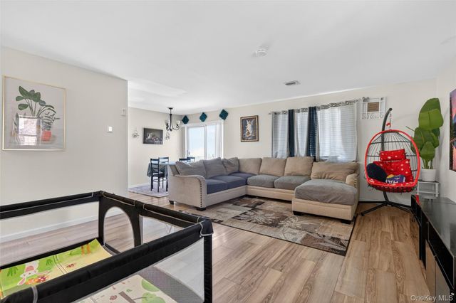 276 Temple Hill Road 2414, New Windsor, NY 12553