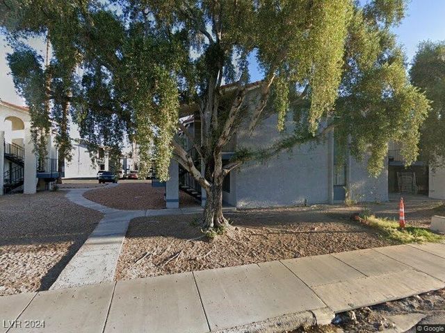 4664 West Twain Avenue, Las Vegas, NV 89103