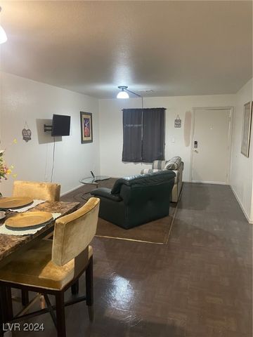 4664 West Twain Avenue, Las Vegas, NV 89103
