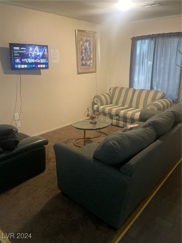 4664 West Twain Avenue, Las Vegas, NV 89103