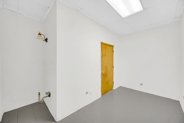 2201 W Roosevelt Road, Broadview, IL 60155