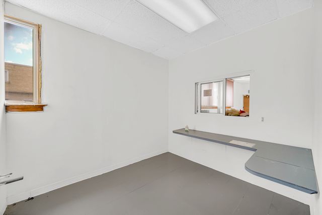 2201 W Roosevelt Road, Broadview, IL 60155