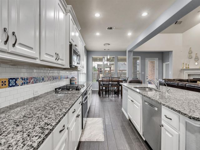 27927 Coulter Drive, Spring, TX 77386