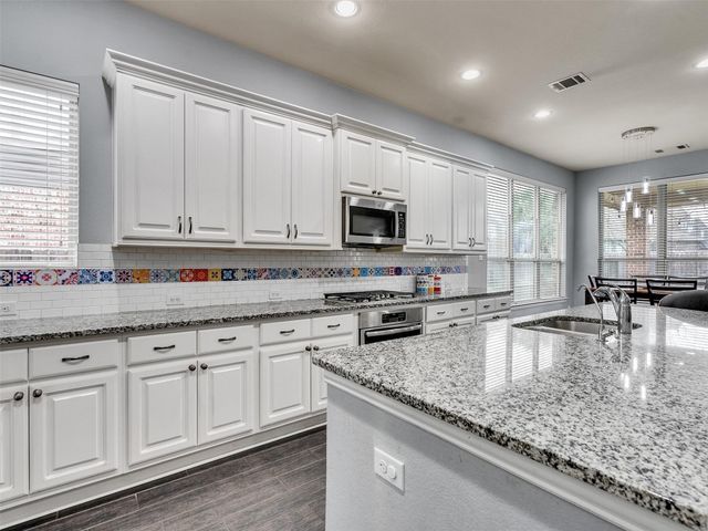 27927 Coulter Drive, Spring, TX 77386