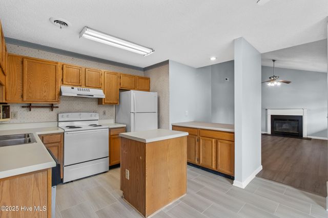 6607 Red Bay Court, Wilmington, NC 28405