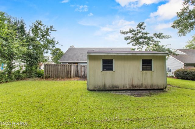6607 Red Bay Court, Wilmington, NC 28405