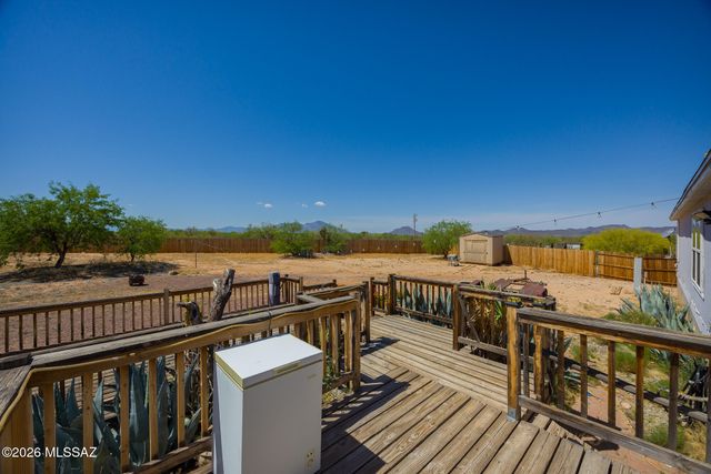 16351 W Six Gun Place, Tucson, AZ 85736