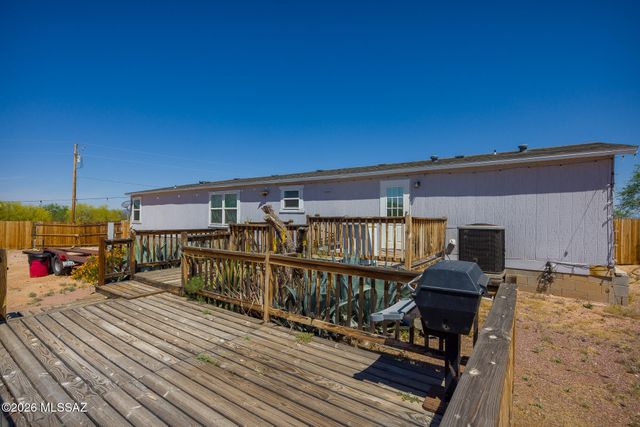 16351 W Six Gun Place, Tucson, AZ 85736