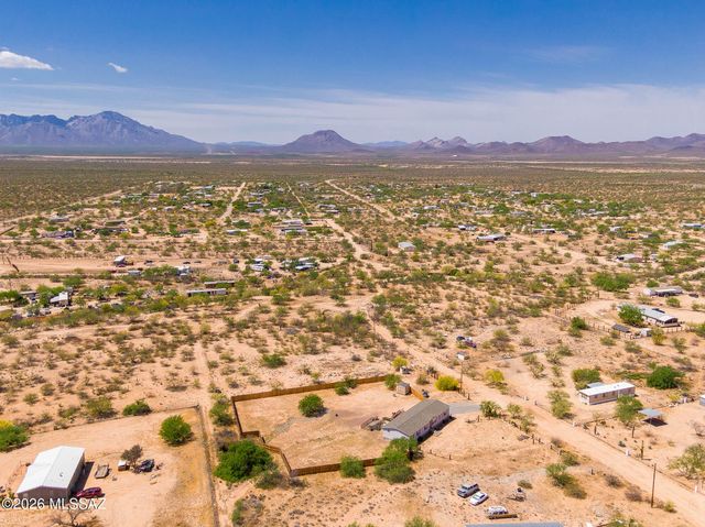 16351 W Six Gun Place, Tucson, AZ 85736