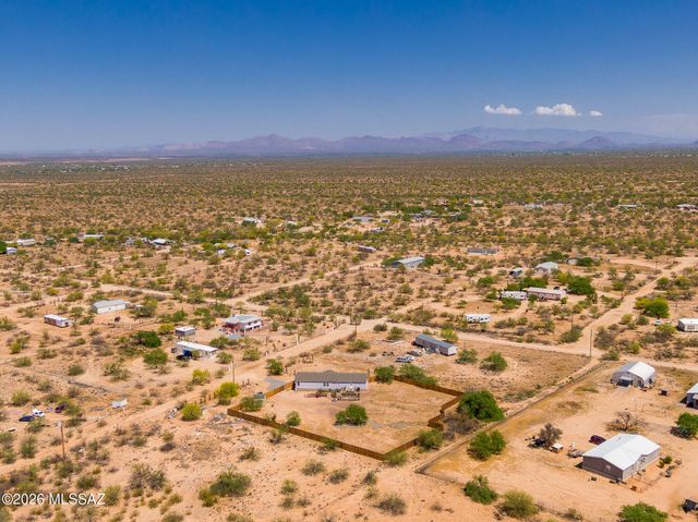 16351 W Six Gun Place, Tucson, AZ 85736