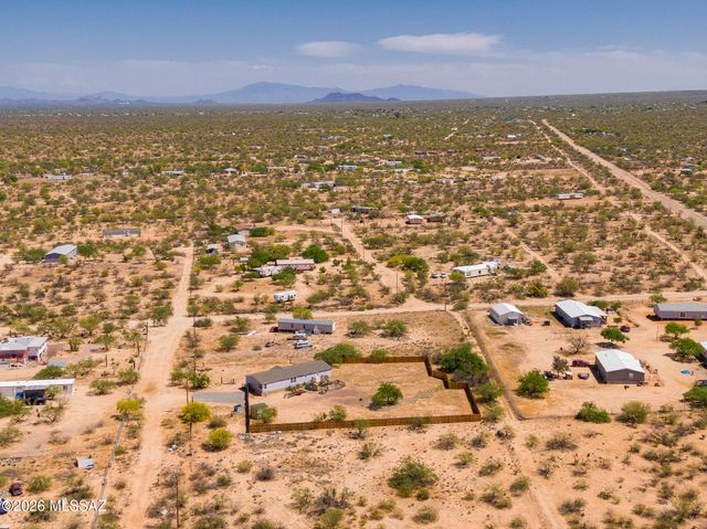 16351 W Six Gun Place, Tucson, AZ 85736