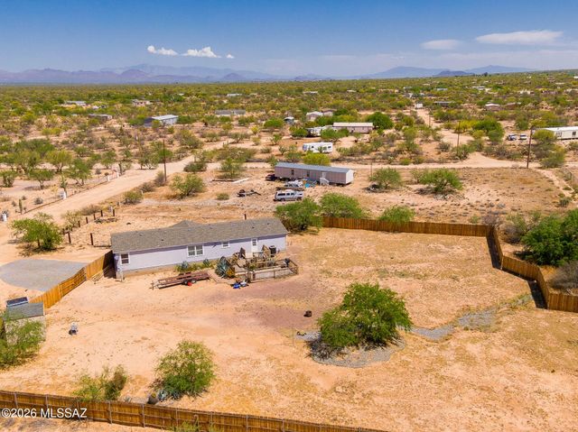 16351 W Six Gun Place, Tucson, AZ 85736